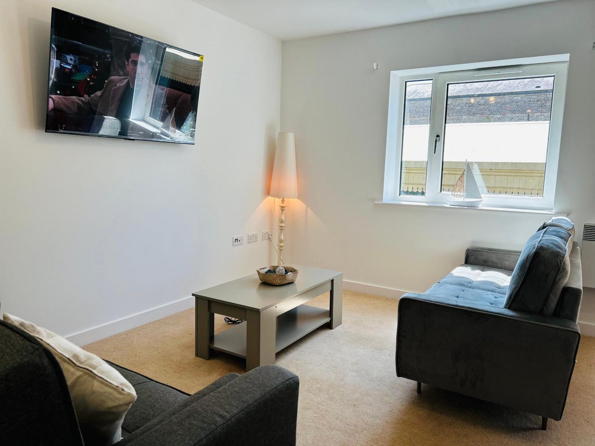 Modern Apartment Broad Gauge Way - Ideal For Work And Leisure Вулвергемптон Экстерьер фото