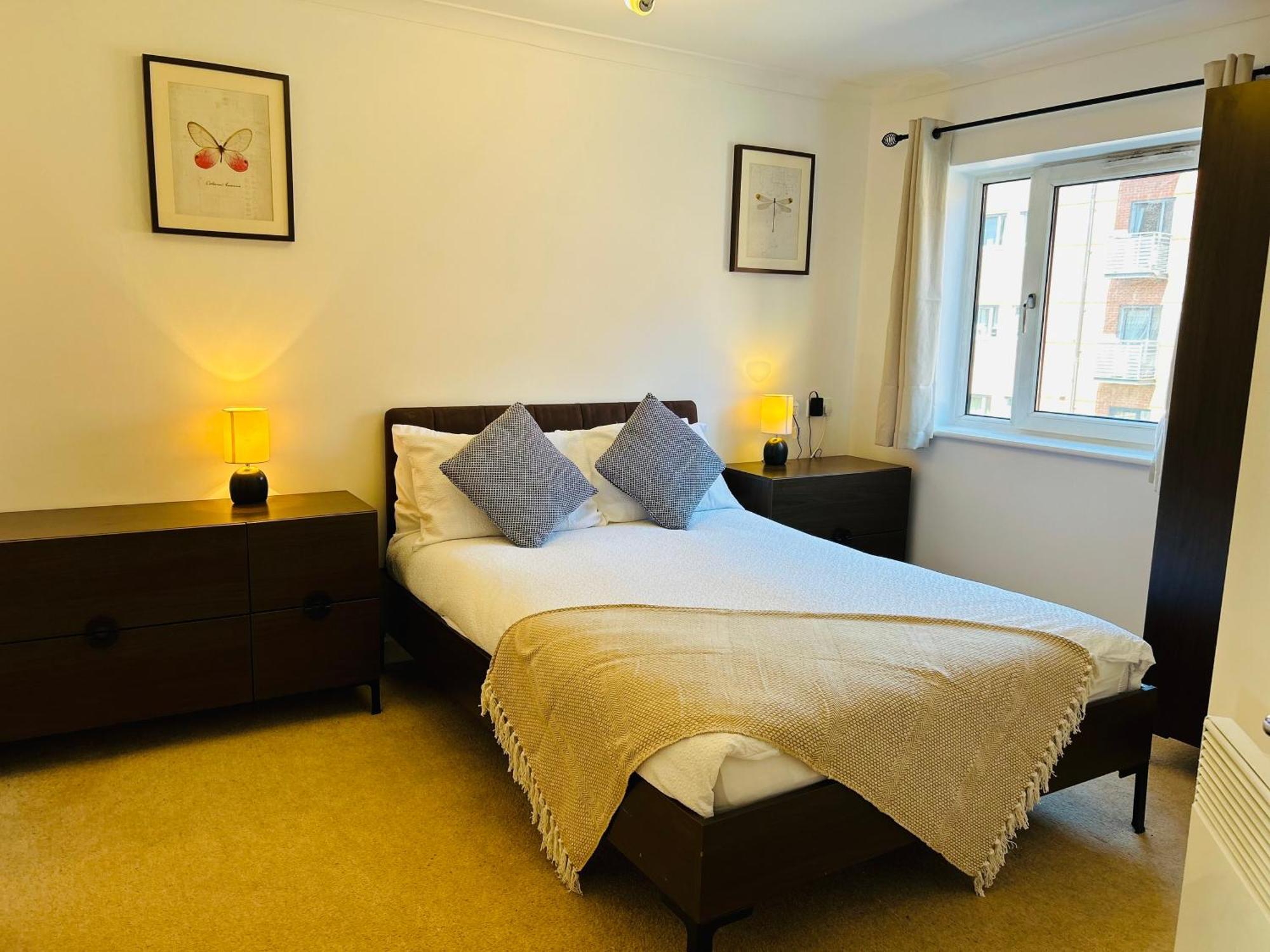 Modern Apartment Broad Gauge Way - Ideal For Work And Leisure Вулвергемптон Экстерьер фото